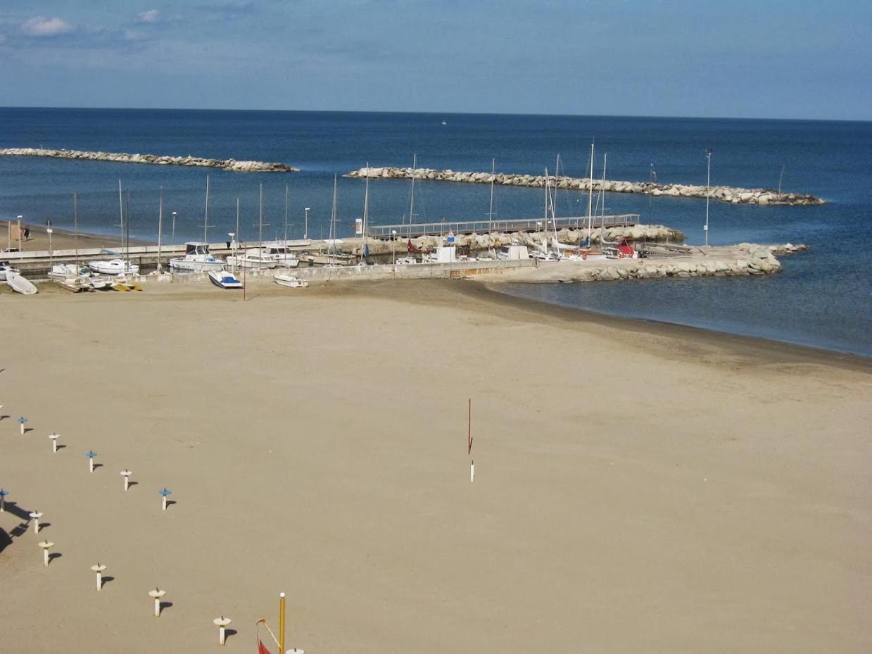 Hotel Acquamarina Viserba Rimini Exteriör bild